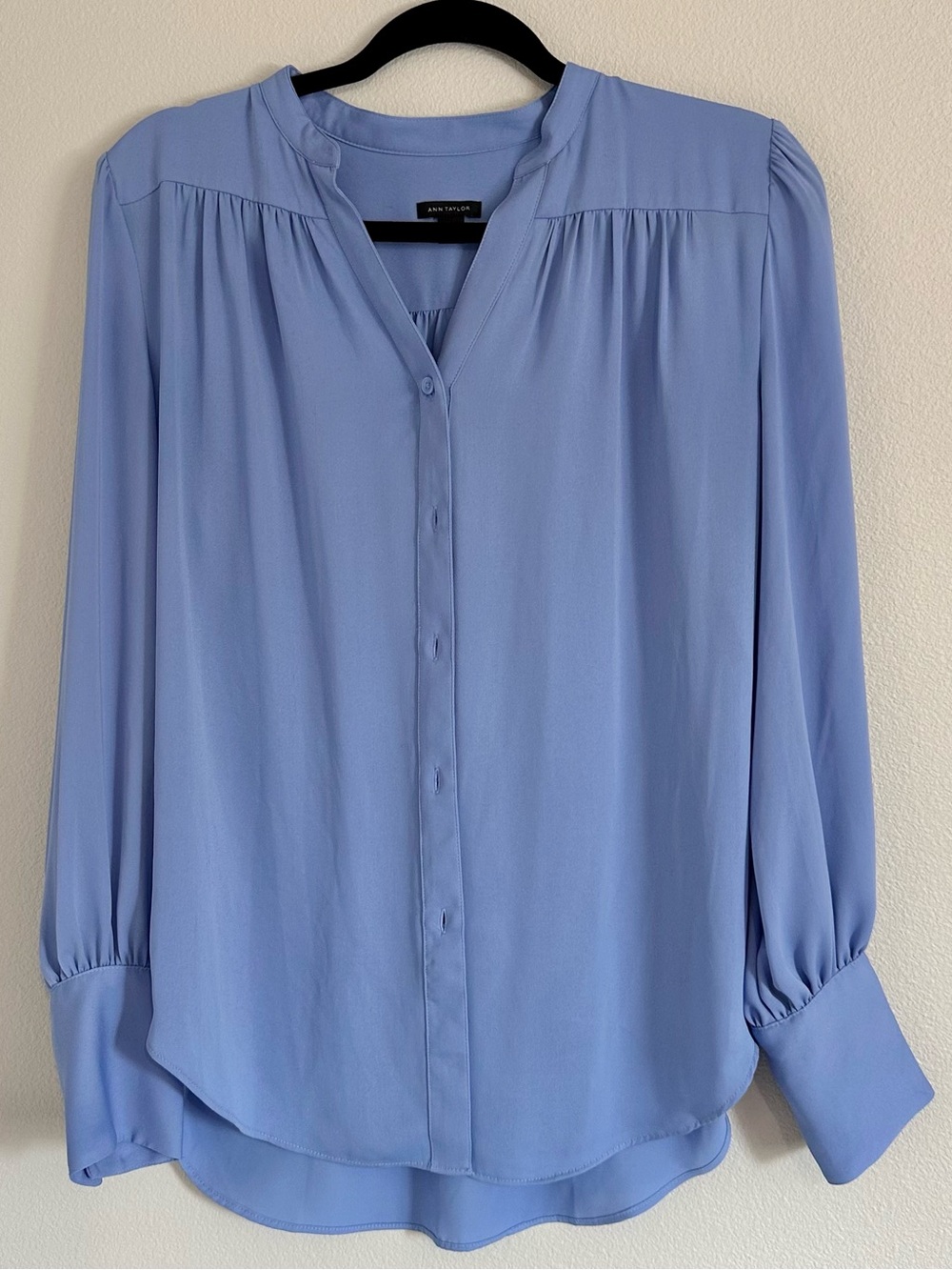 Ann Taylor Periwinkle Blue Button Front Blouse Small